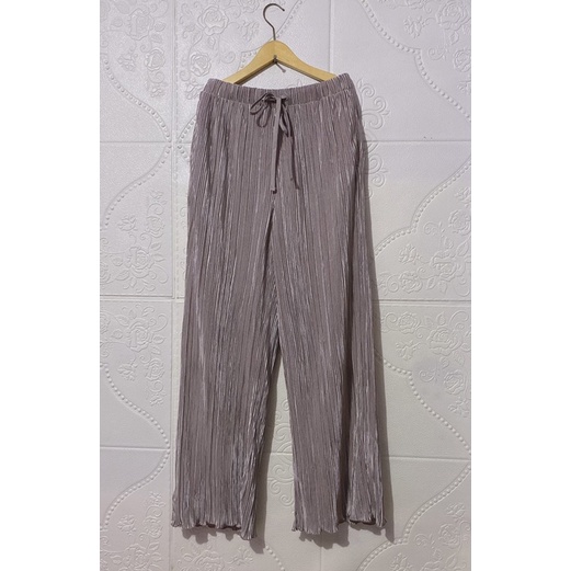 kulot global uniqlo preloved