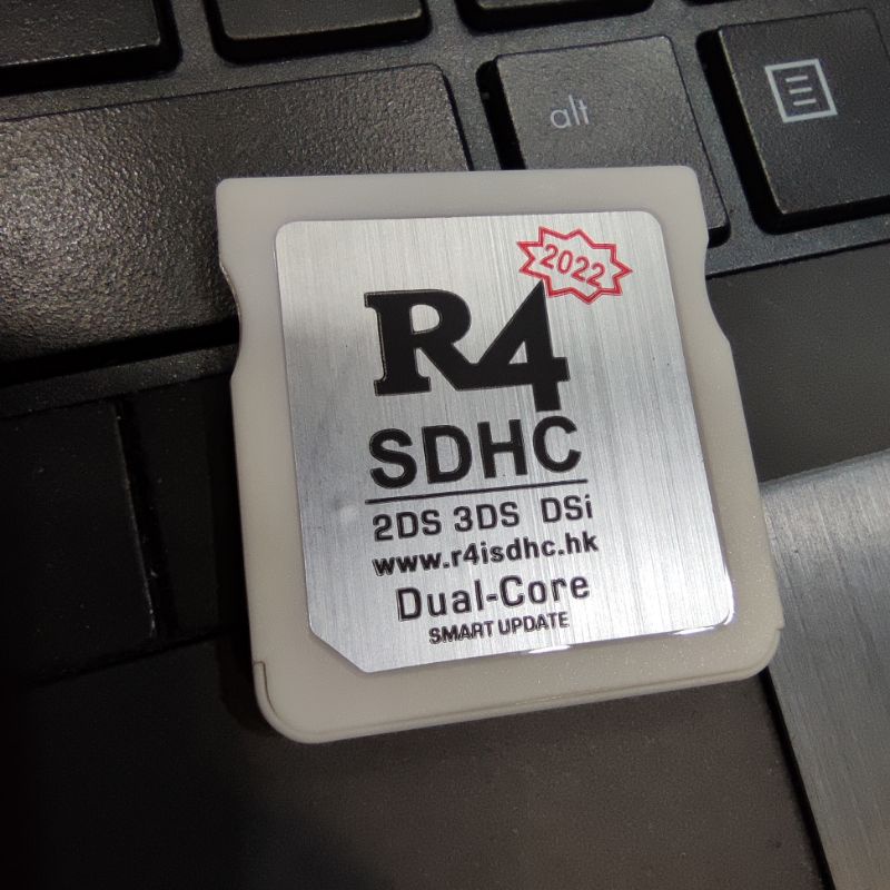 R4i Dual core R4 SDHC 3DS NDS NDSi DSlite