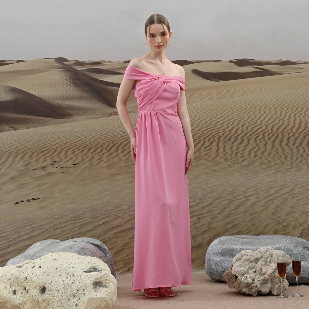 Iris Multiways Maxi Dress in Taffy Pink // maxi dress pink / multiway maxi dress / dress maxi pink /