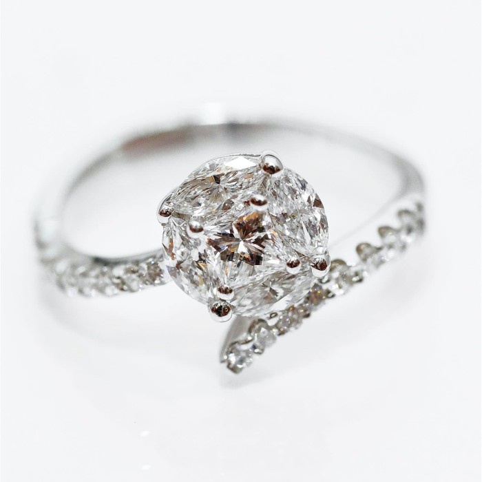 Elsy Diamond Jewelry - Diamond Ring - Cincin berlian - Diamond Jewelry