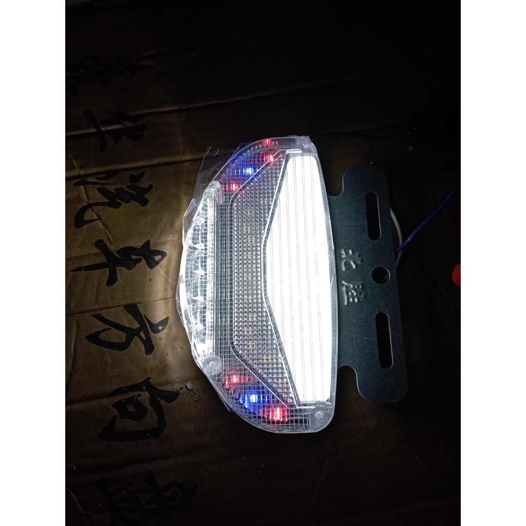 Lampu Bak Truk 1/2 Lingkar / Bulat  24V Sein Running / Lampu LED Bak Truck 24 Volt / Lampu Bak Led Variasi Universal 24V Truck Truk / Lampu Led Samping Bak Truk 24v 2 Warna Sein Running Light Lampu Stop BAK LED UNIVERSAL FLASH ANTI AIR