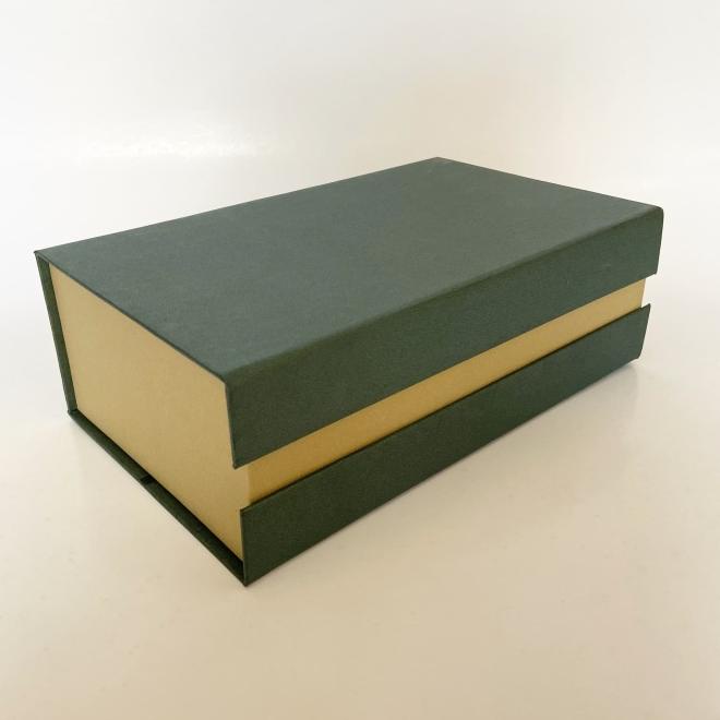 

Box Model magnet / Box Seserahan / Gift Box / kotak kado (24,5x15x8)