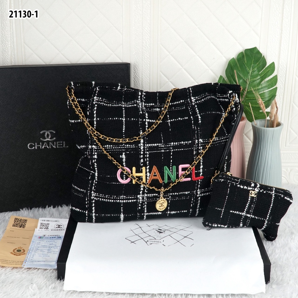 Ch 22 Small Hobo Handbag 21130-1