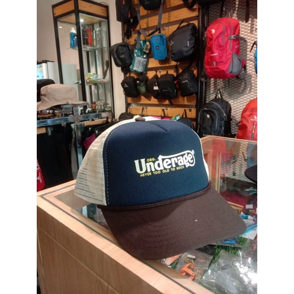 TOPI UNDERAGE T09