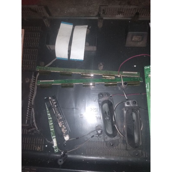 LAMPU NEON BL CCFL BACKLIGHT KABEL TCON TIKON  SENSOR IR TOMBOL SPEAKER SPEKER T CON LVDS FLEKSIBLE 