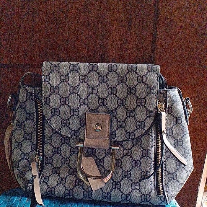 tas selempang GD coklat