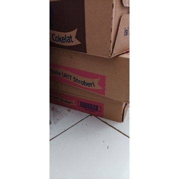 

Ultra UHT Strawberry 1 Kardus