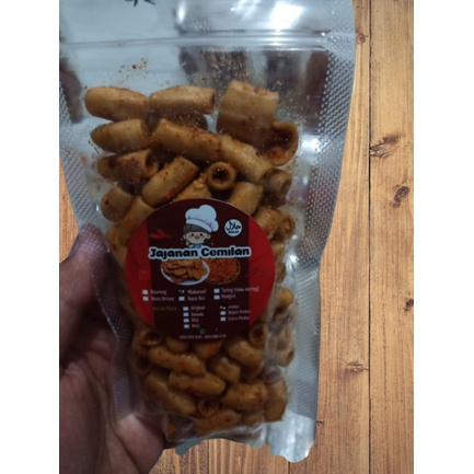 

Cemilan murah makaroni pedas & original, mantap