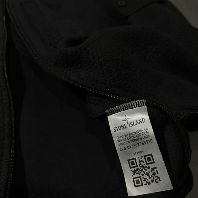 TRACKTOP SHERPA STONE ISLAND BLACK FULL TAG LABEL CASUAL HYPE FASHION PRIA