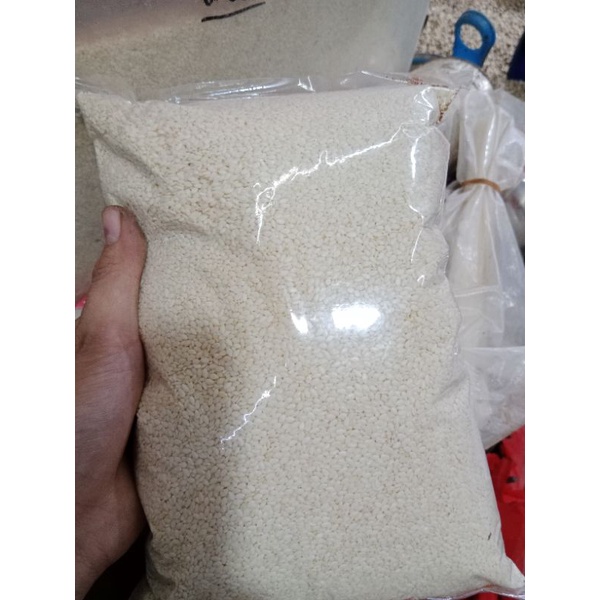 

BIJI WIJEN PUTIH KERING UKURAN 1KG