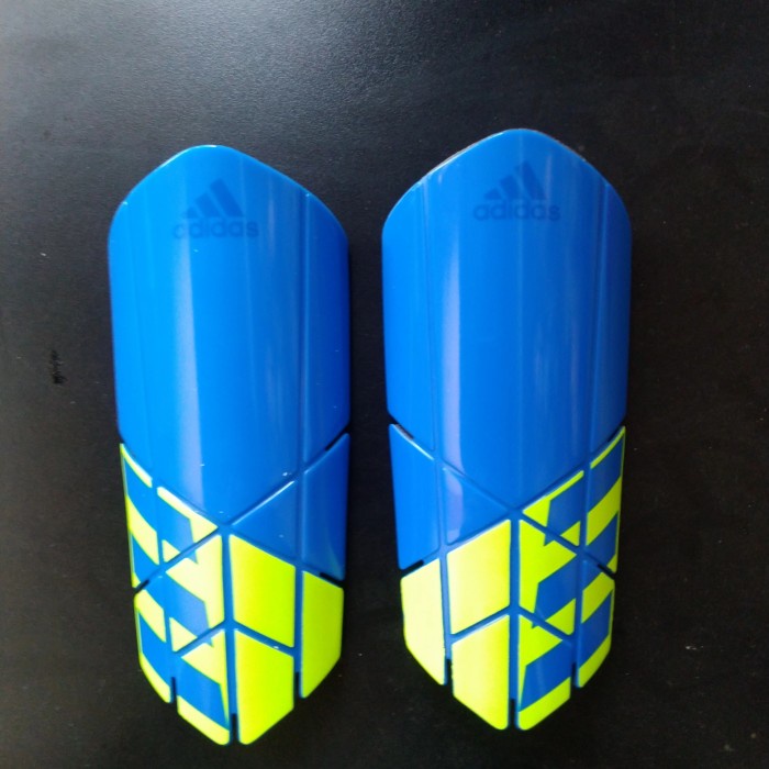 Dekker Shin Guard Adidas Original Deker Futsal Sepakbola