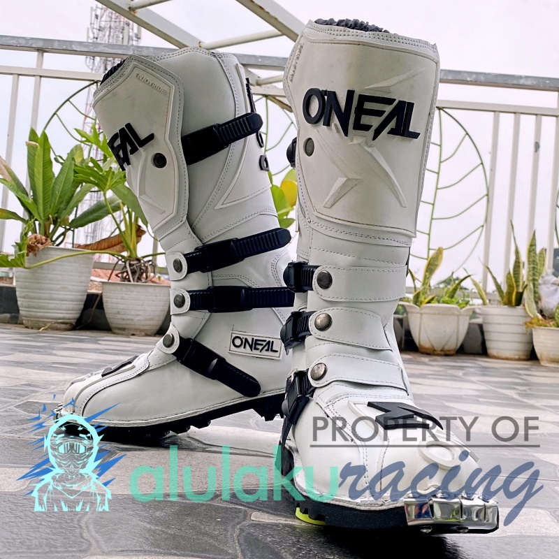 Sepatu Trail Boots with Protector Motocross MX Lokal Premium Best Quality - White