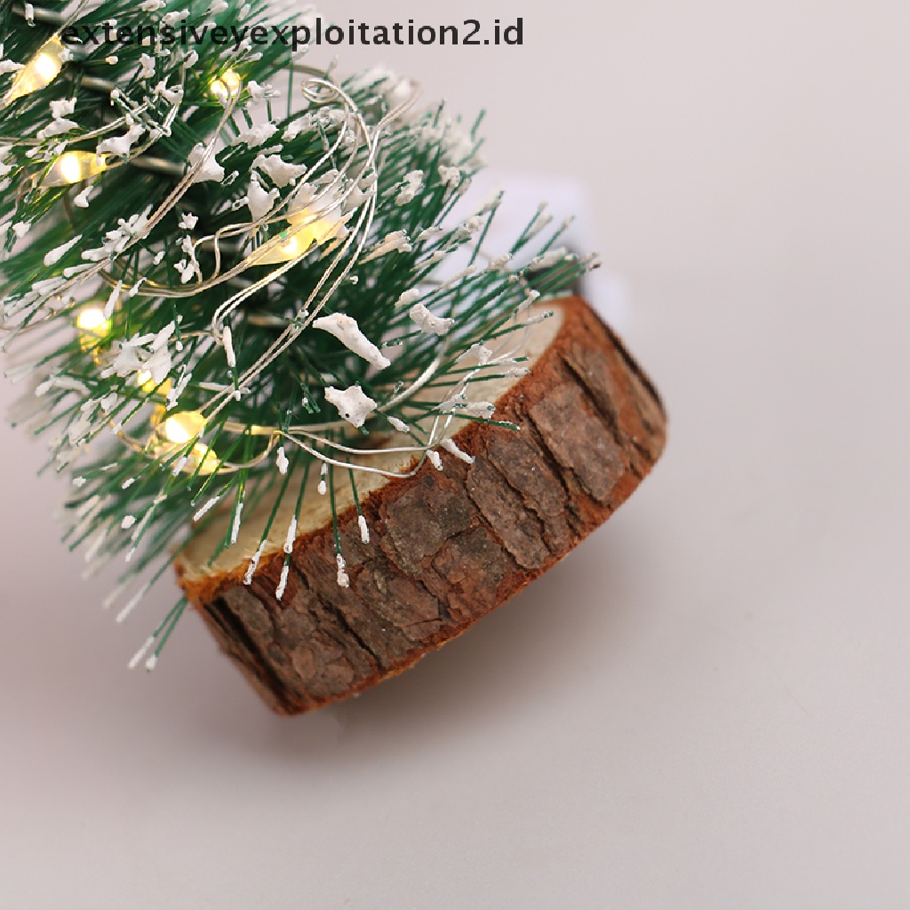 Miniatur Pohon Natal Dengan Lampu LED Skala 1: 12 Untuk Dekorasi Rumah Boneka
