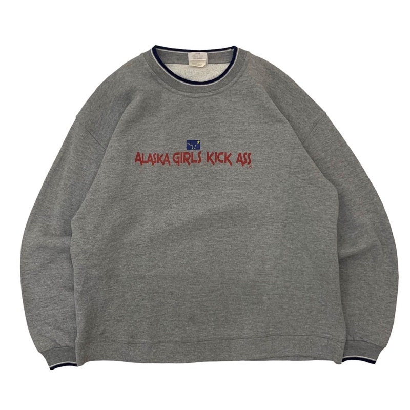 CREWNECK ALASKA GIRLS KICK ASS JERZEES TAG 00’S