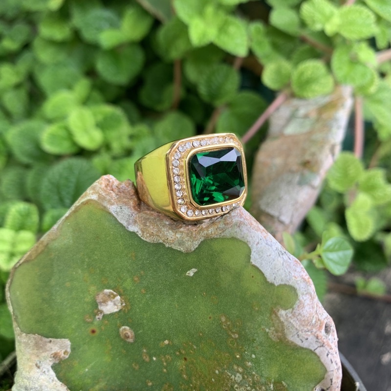 Cincin Batu Zamrud Green Emerald Cubic Zirconia Mewah Ring Gold Titanium Anti Luntur Tahan Karat