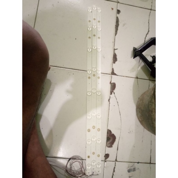 BACKLIGHT BL TV LED POLYTRON PLD 32V7510/S