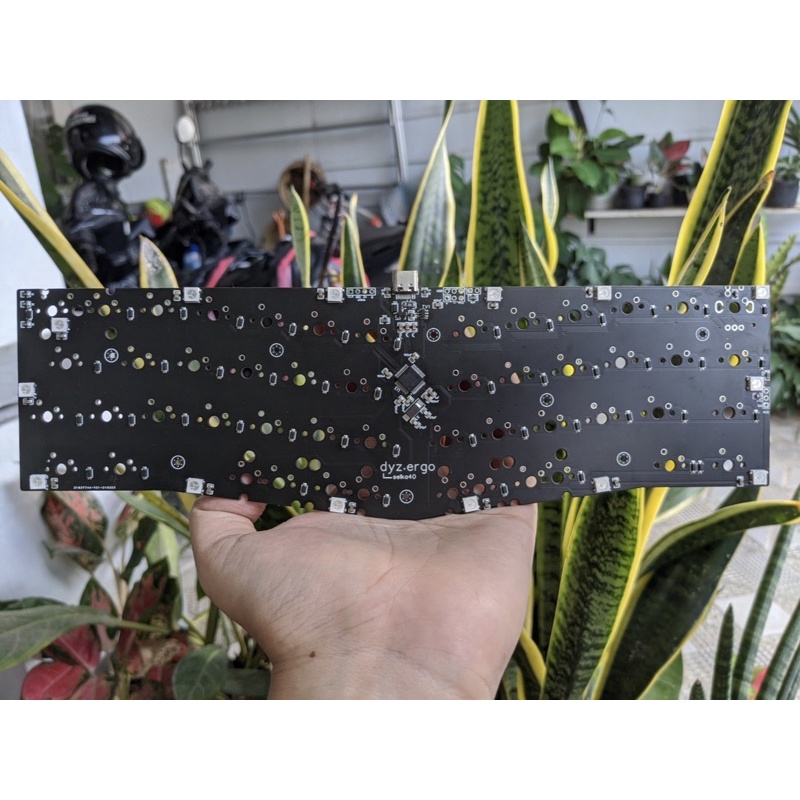 Selka 40 PCB Hot Swappable Mechanical Keyboard