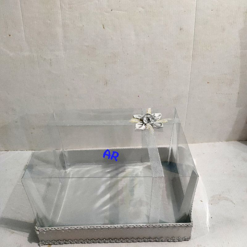 Kotak hantaran seserahan pernikahan/lamaran isi 4 pcs
