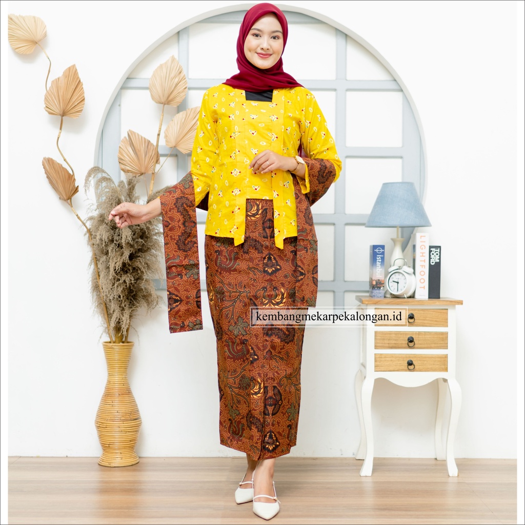 SETELAN KEBAYA JUMPUTAN (FREE SELENDANG)