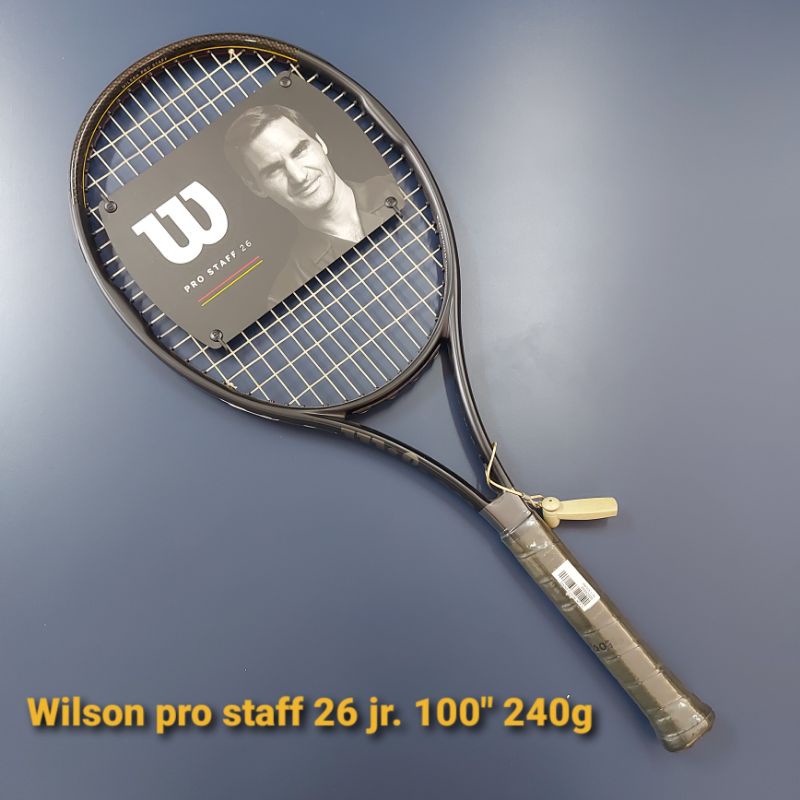 RAKET TENIS WILSON PRO STAFF 26 JUNIOR V13.0 ORIGINAL
