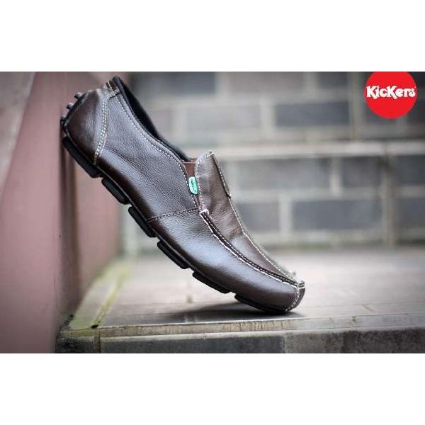 sepatu kickers slip on zara casual pria terbaru