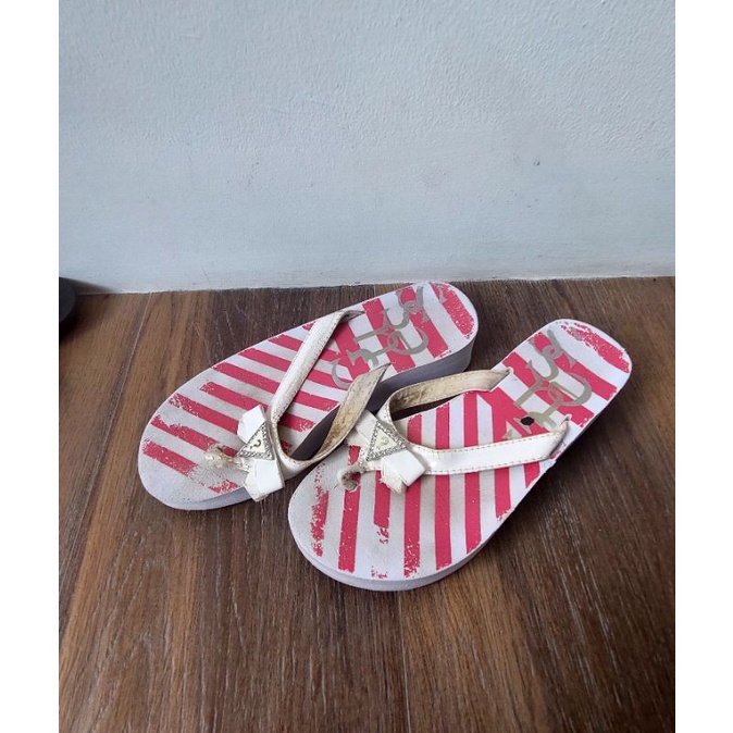 PRELOVED sandal wanita GUESS SIZE 39 (INSOLE +-25CM)