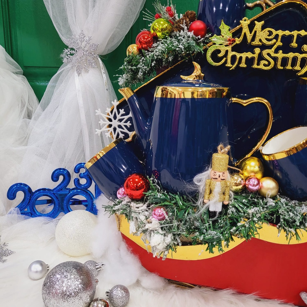 

Paket Dekorasi Hampers Natal Christmas Parcel Hadiah Kue Kering 321