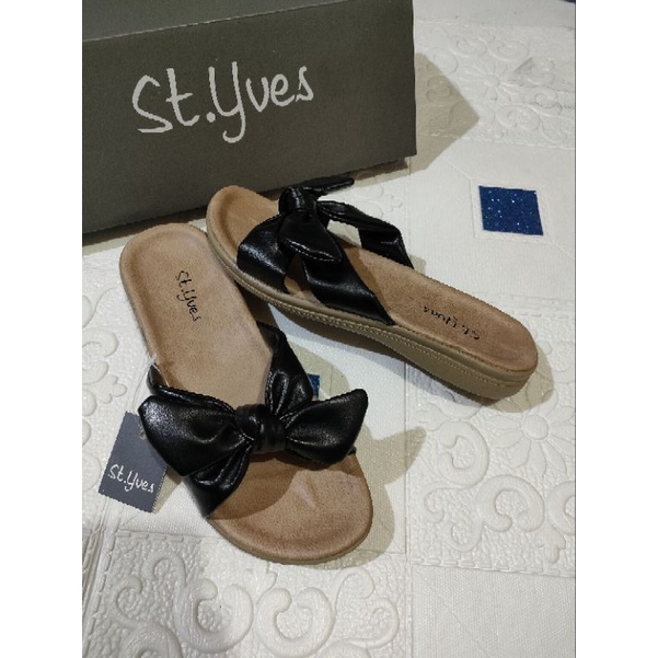 sendal St.Yves model pita