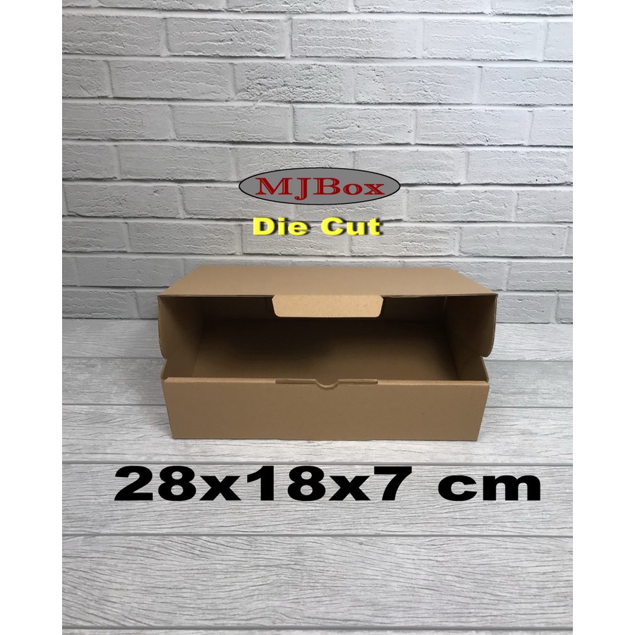 

Kardus Karton Uk, 28x18x7 cm...Die Cut untuk packing - aksesoris - dll