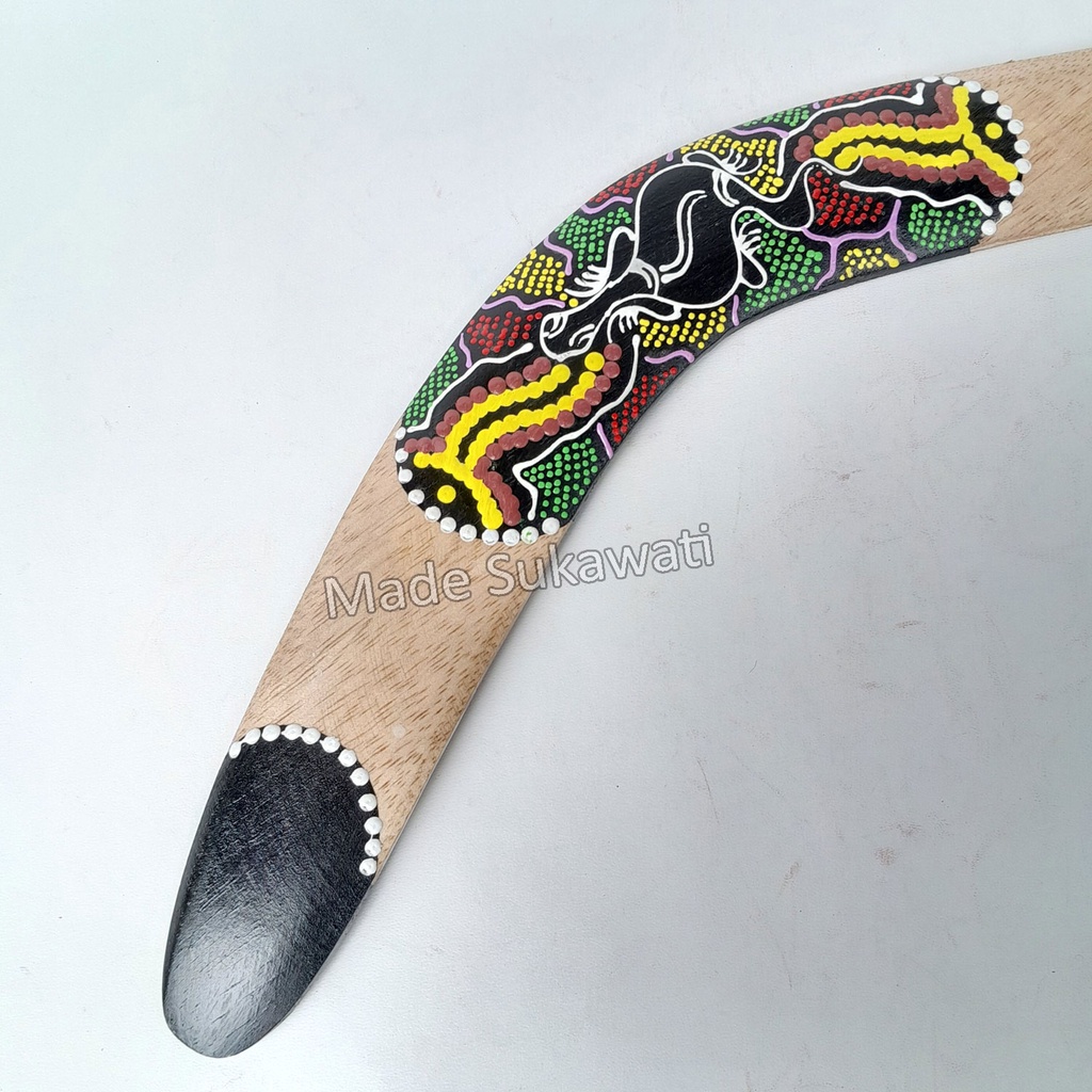 Bumerang boomerang kayu lukis tutul kerajinan tangan mainan