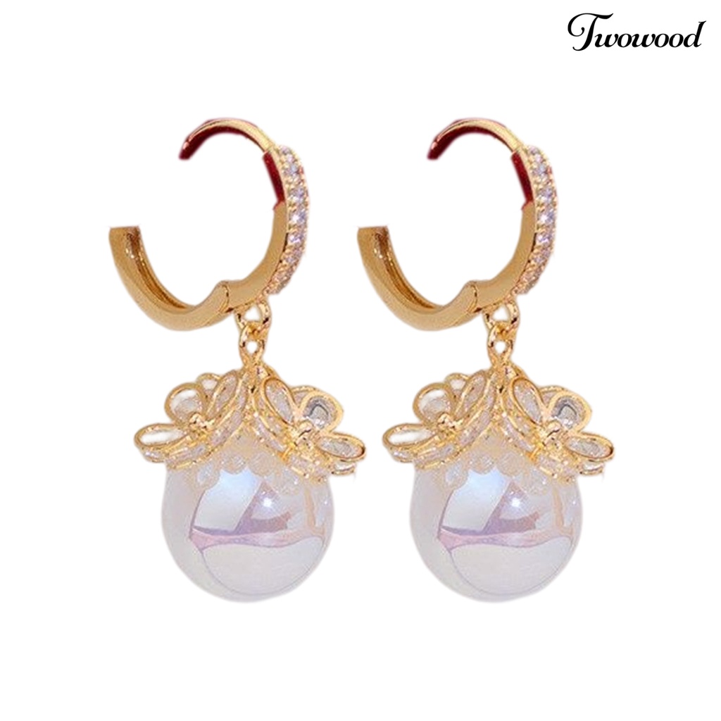 1 Pasang Anting Hoop Liontin Bunga Mutiara Berlian Imitasi Bahan Alloy Untuk Wanita