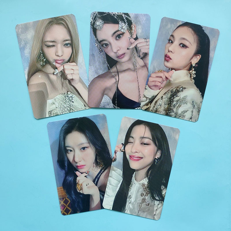 5pcs / set Kartu Pos ITZY photocards 2022 Untuk Koleksi