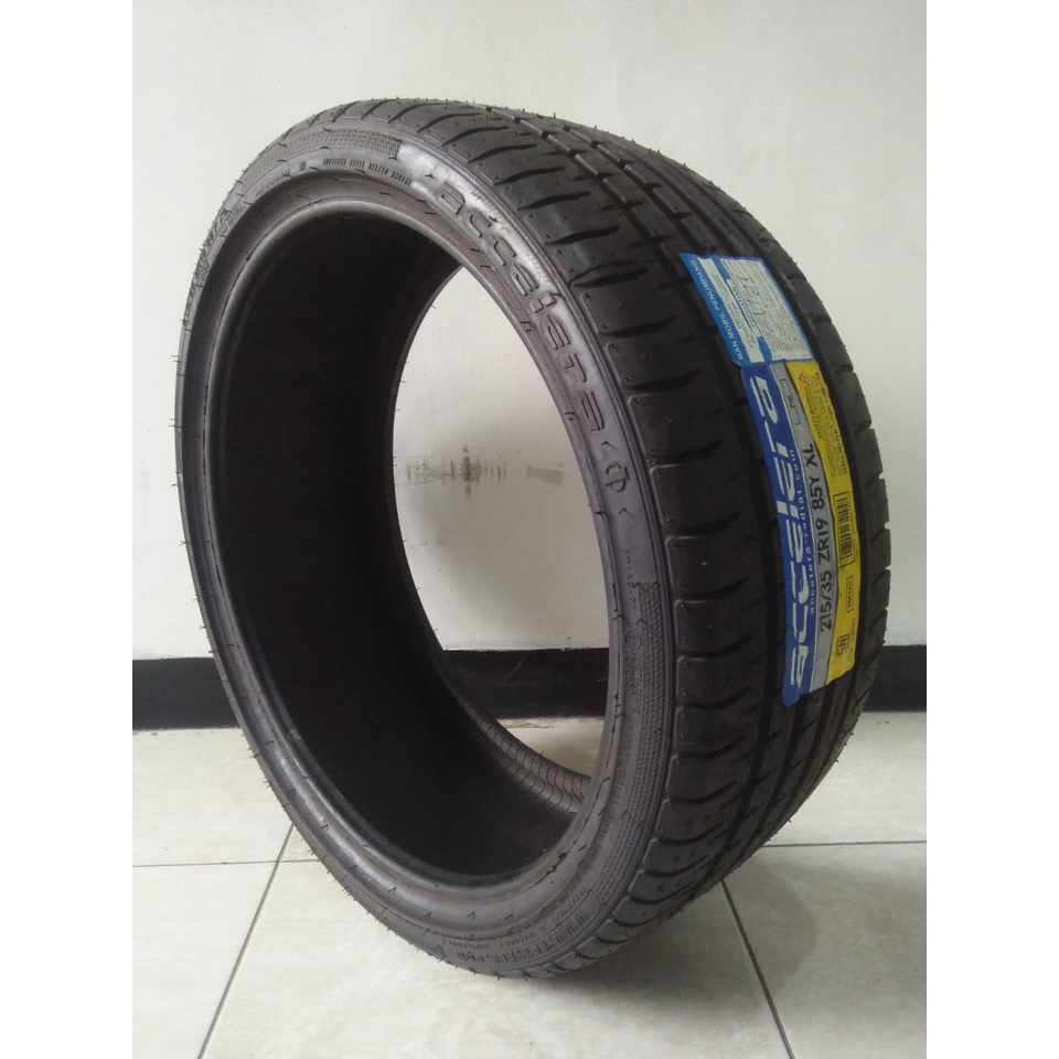 BAN MOBIL MERCEDES,AUDI,LEBIH SPORTY ACCELERA PHI 215 35 RING19