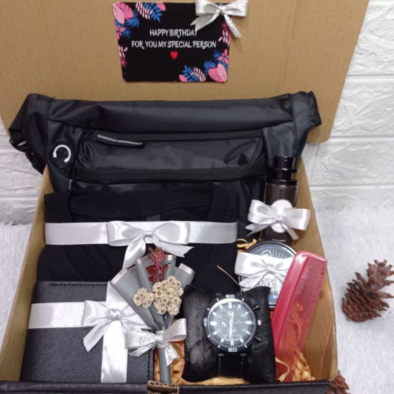 HAMPERS COWOK KEKINIAN/ GIFT BOX ULANG TAHUN COWOK/ KADO ULANG TAHUN MURAH