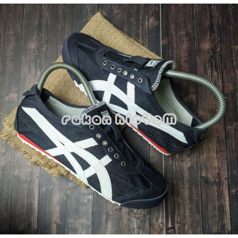 SEPATU FASHION SLIP ON WANITA KOREAN STYLE GARIS GARIS SEPATU SLOP WANTIA