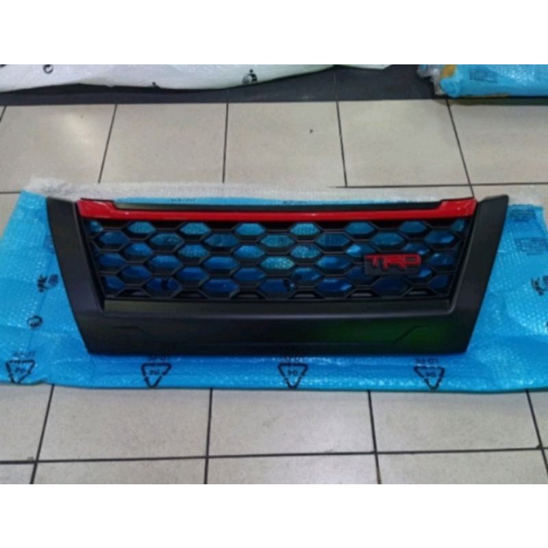 Grill all new fortuner VRZ 2016-2019 titum list Merah free Logo TRD Gril