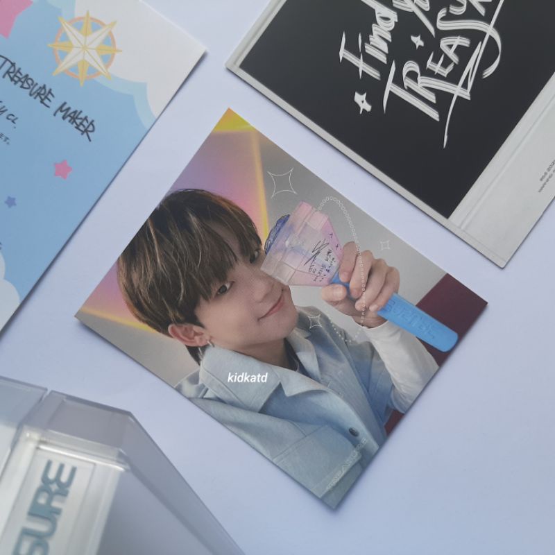 pob / benefit teulight lightstick treasure hyunsuk