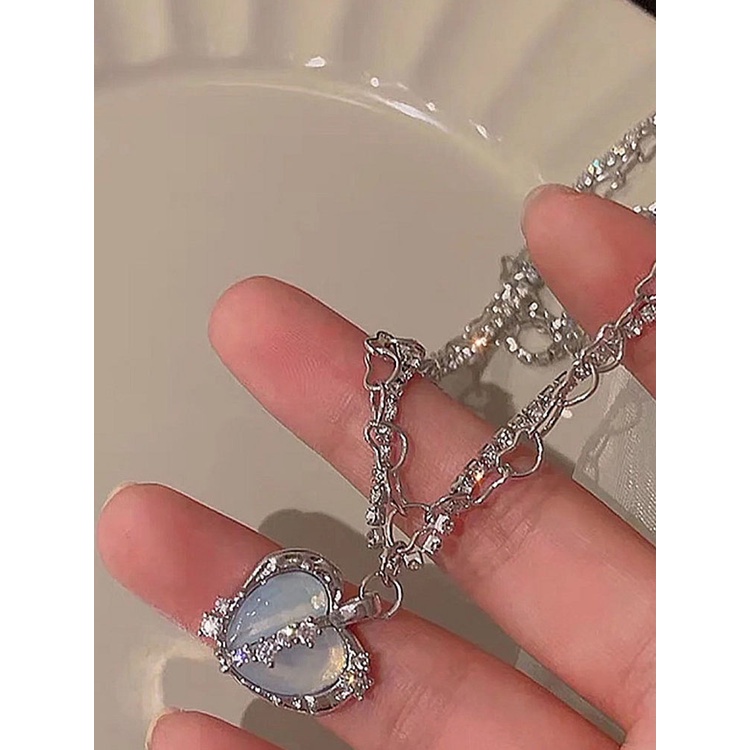 Fancyqube Kalung Choker Rantai Klavikula Hias Liontin Hati Gaya Punk Vintage Untuk Wanita