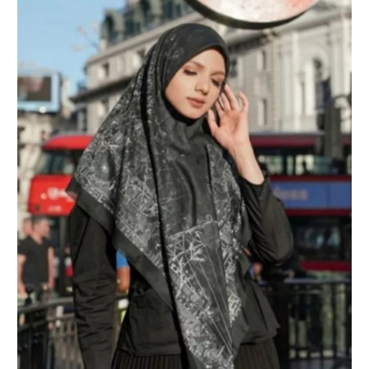 Terbaru  hijab Voal Segi Empat Syar'i Jumbo Motif Cenn Hitam/Hijab Voal/Hijab Segi Empat/Hijab Fhasi