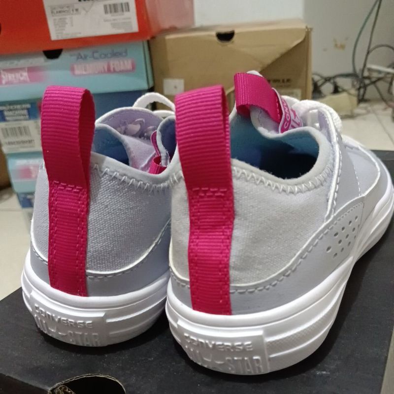 Sepatu Converse Ctas Wave Ultra Ox 570987C