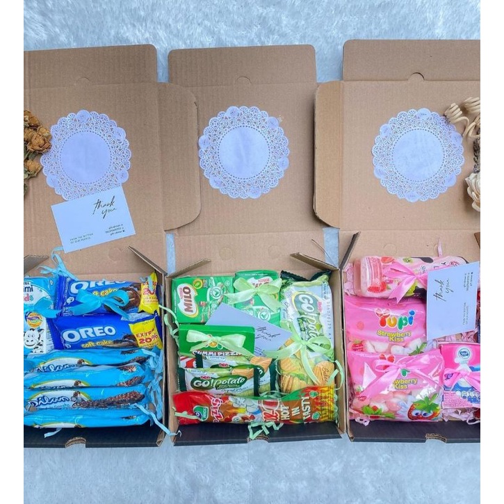 

Hampers snackbox pastel