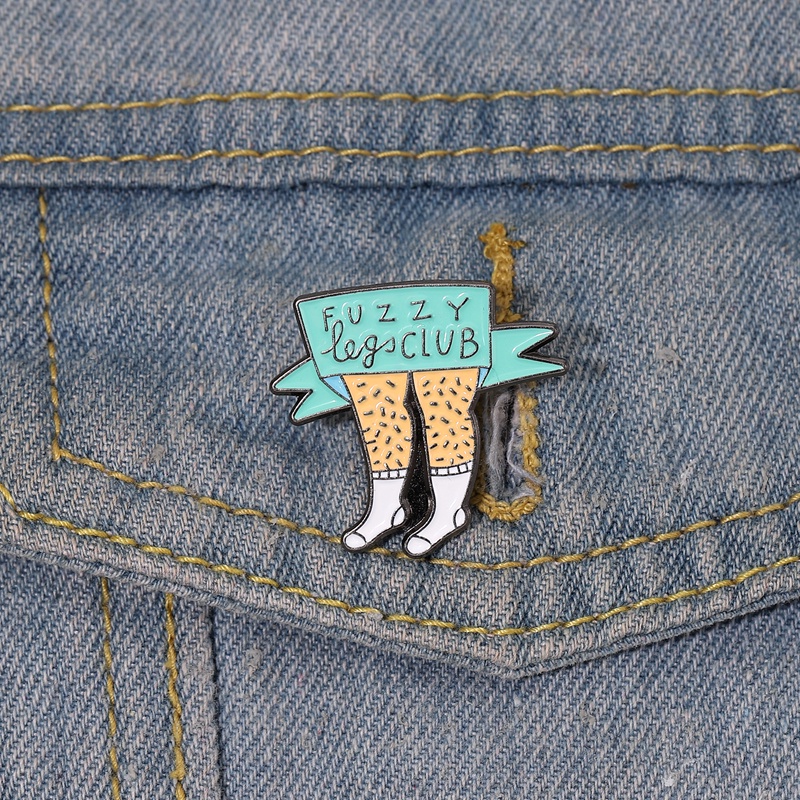Bros Pin Enamel Desain Kaki Berbulu Bahan Metal Untuk Aksesoris Perhiasan