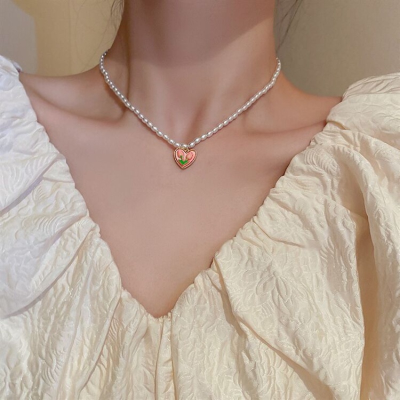 Kalung Rantai Klavikula Hias Liontin Bunga Tulip Mutiara Putih Pink Gaya Korea Untuk Perempuan