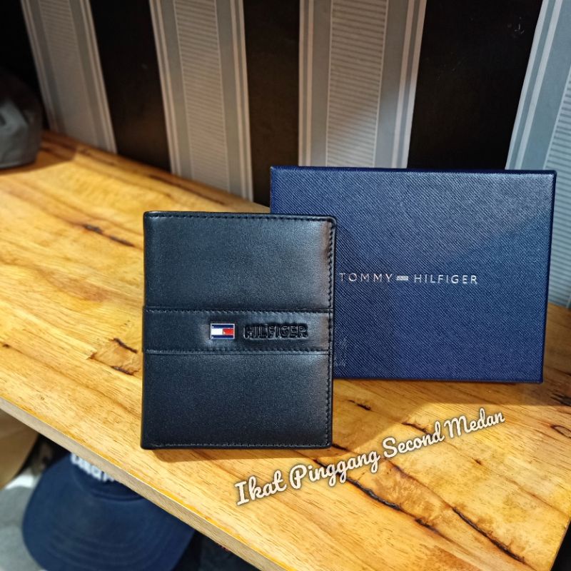 dompetTommyHilfiger