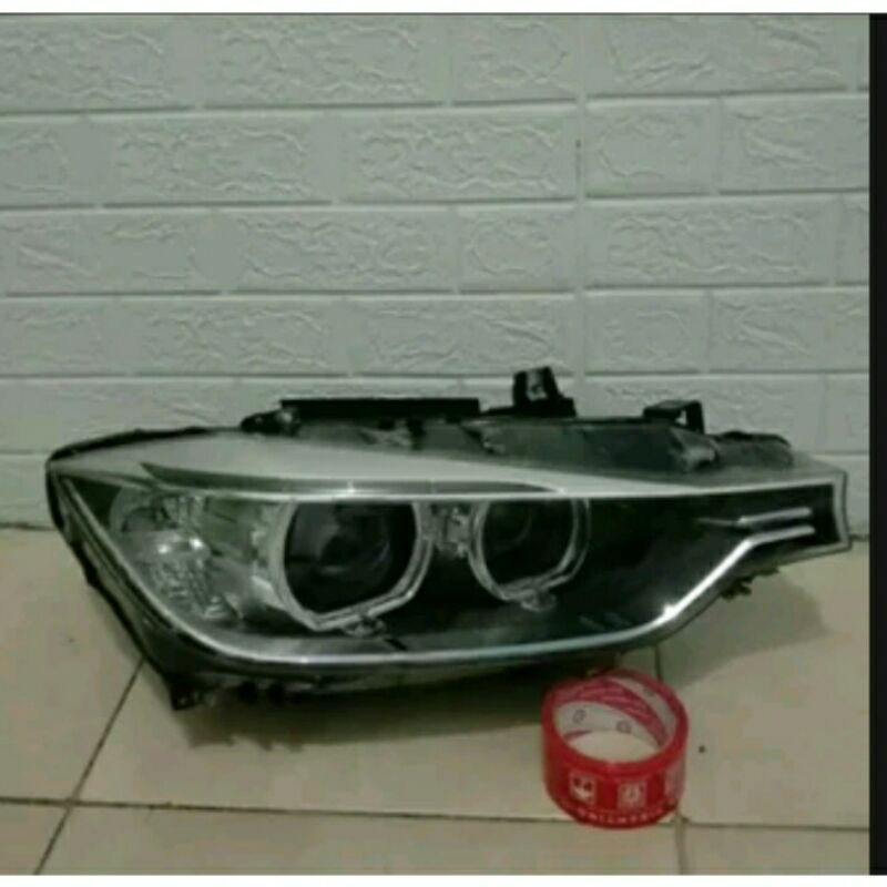 headlamp BMW 320i f30
