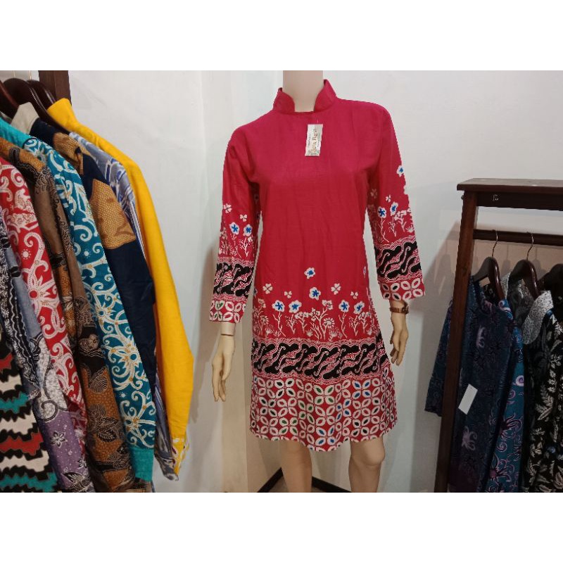 tunik batik tulip merah original Arta batik super seragam kerja kantor pakaian wanita baju batik ori