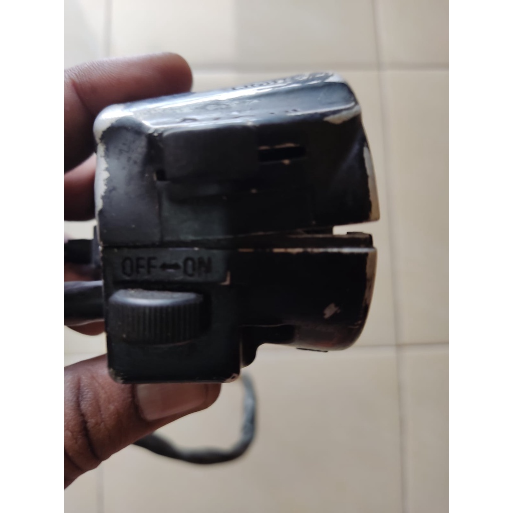 Holder Saklar Kanan Honda GL 100 125 Hitam Ori Copotan
