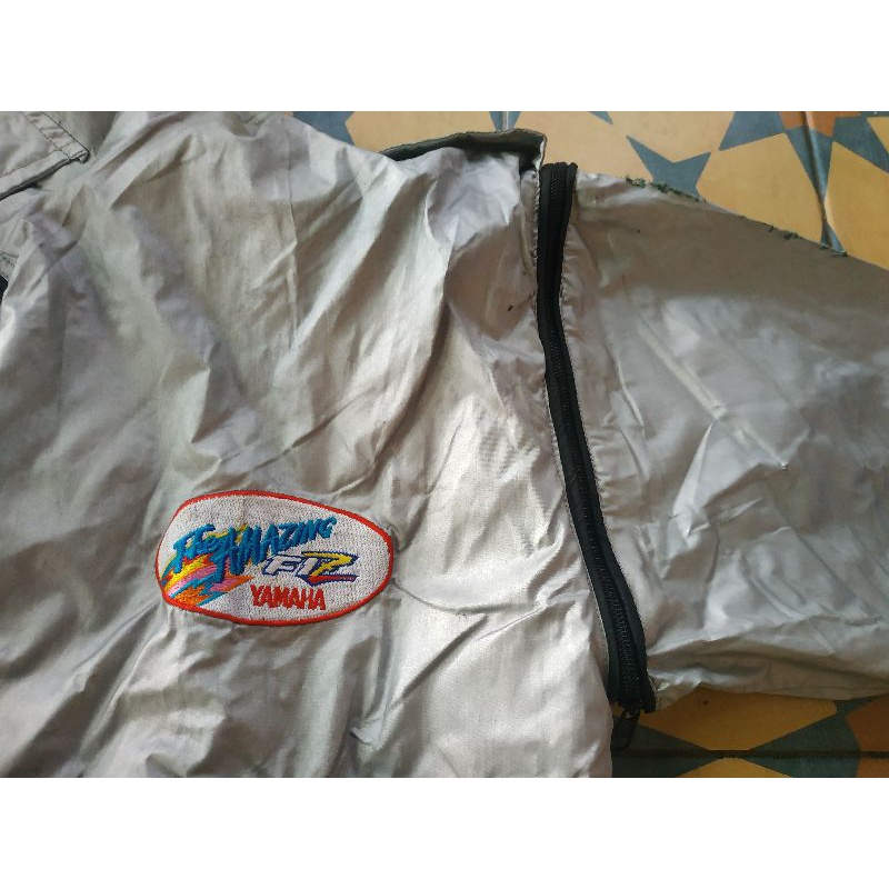 The Amazing Yamaha F1Z Fiz F1ZR FizR Jaket Hadiah Beli Motor Di Dealer Uang Cash Original NOS Genuin