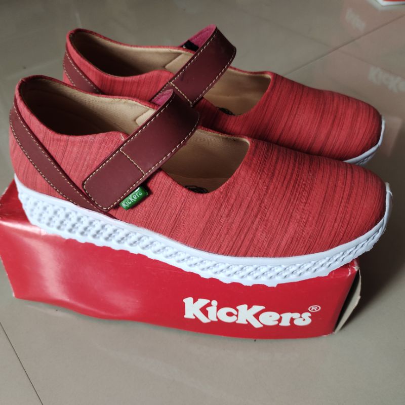 Obral Murah Kickers Sepatu Sandal Wedges Wanita Casual Murah Merah