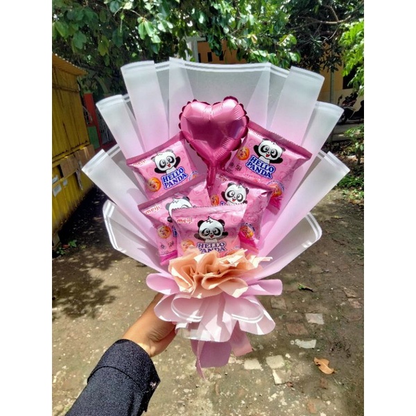 

buket snack/buket/buket murah/buket jajan/hello panda/pink/buket ultah/buket wisuda/anniversary